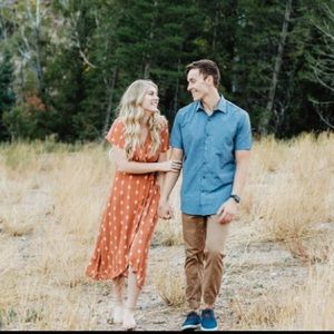 Beautiful wrap dress. Size small.